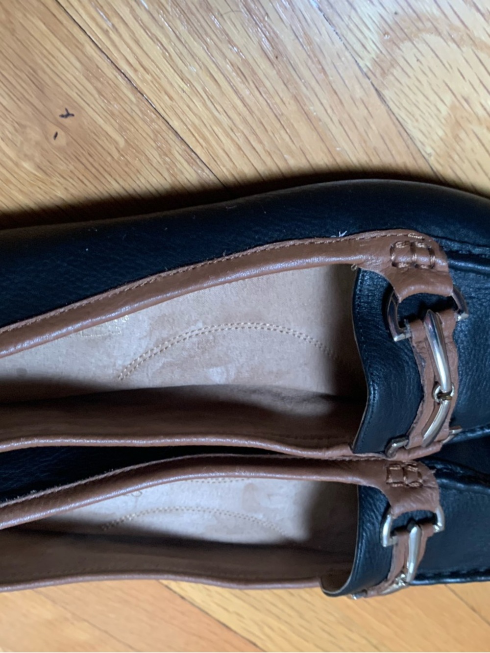 Aerosoles Drive Along Black Brown Leather Loafers Size 9 Comfort Driving Flats - Picture 8 of 9